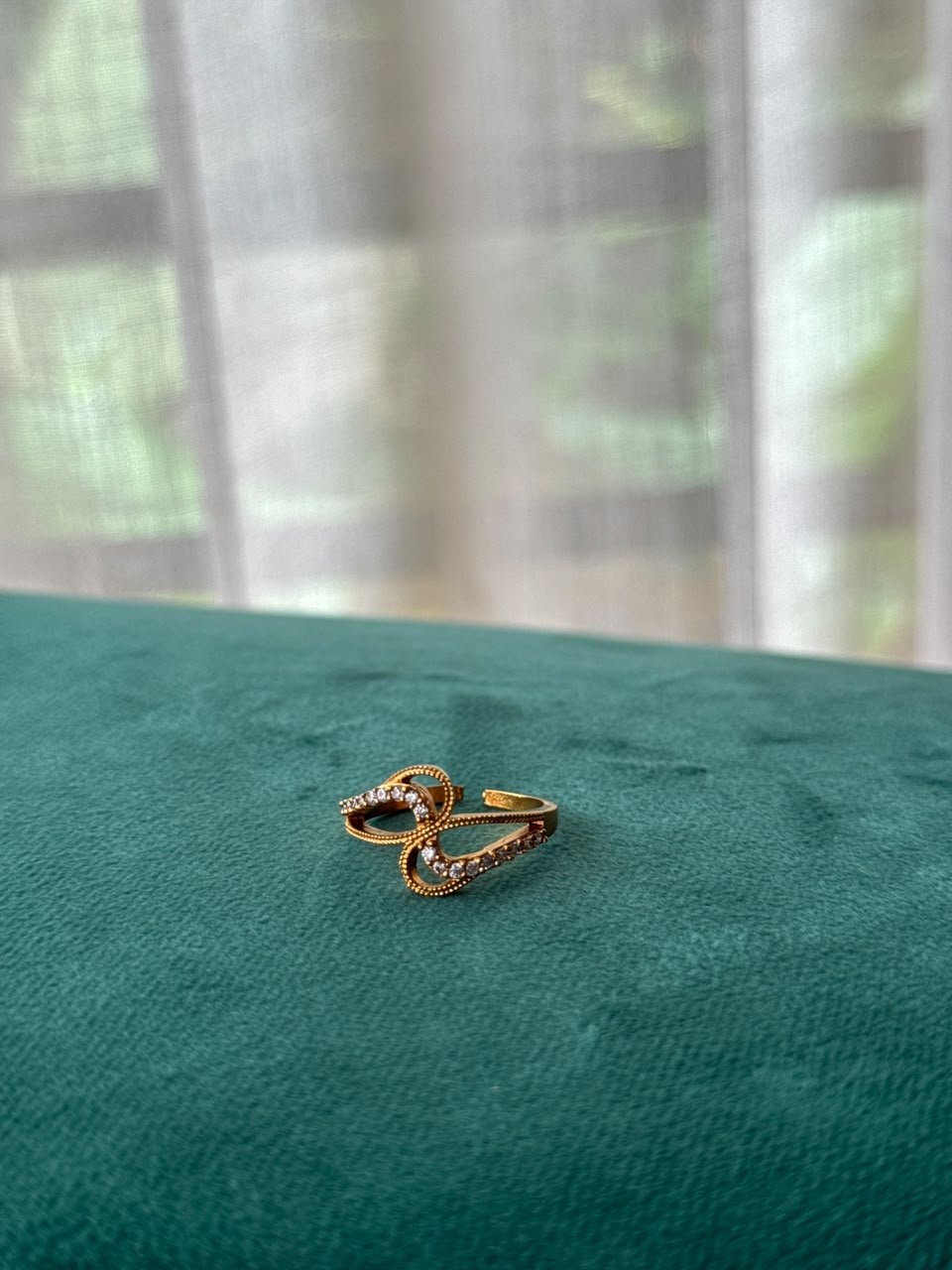 Celeste Bow Antique ring HR101
