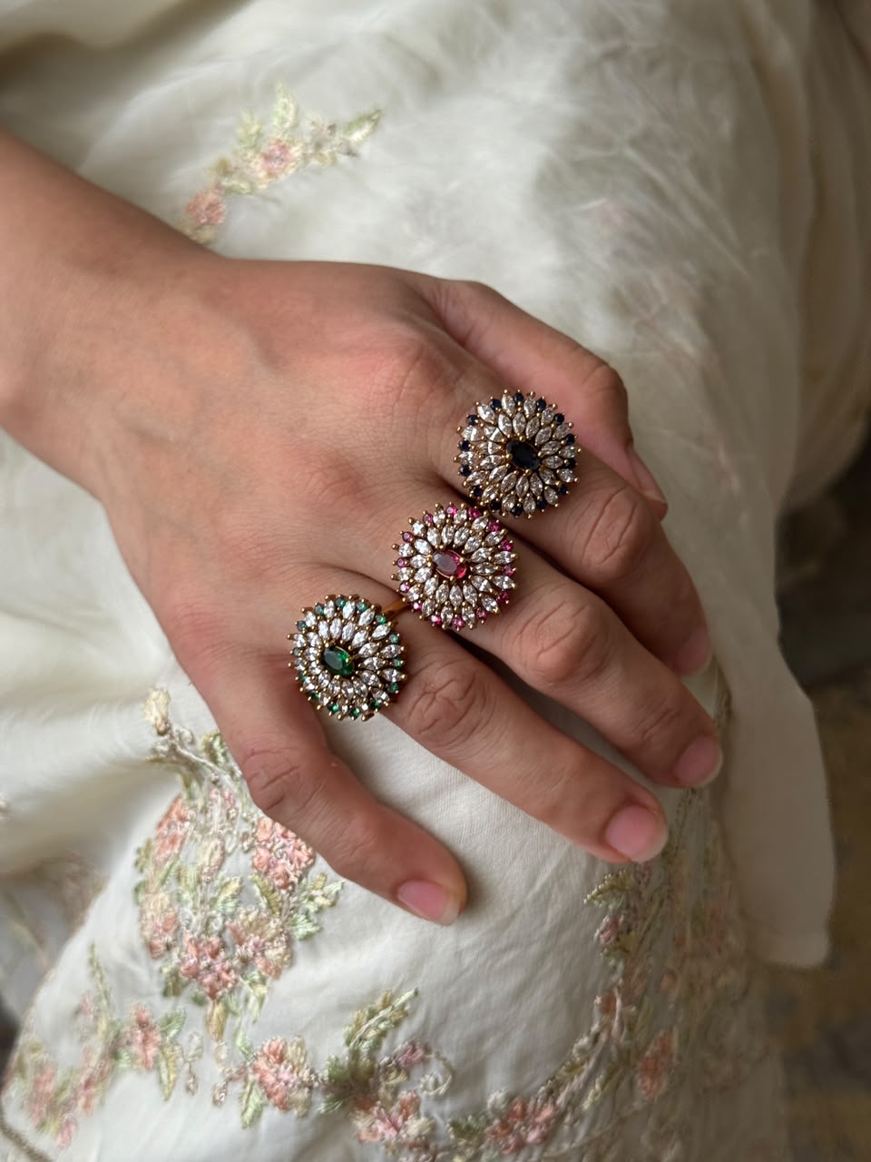 FLORAL ANTIQUE RING HR106