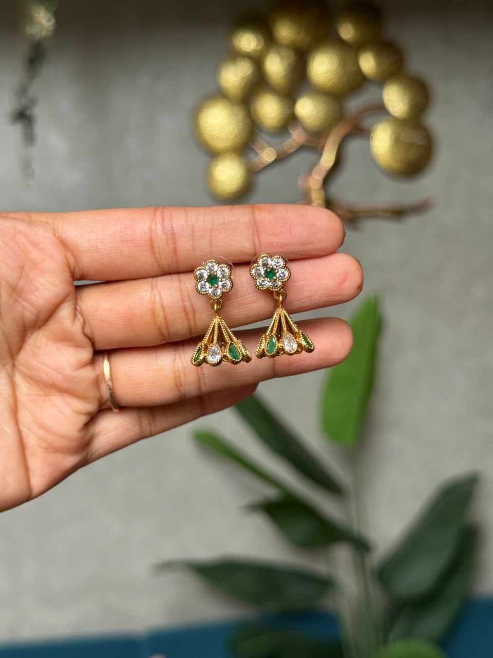 Flower Kutty Jhumka