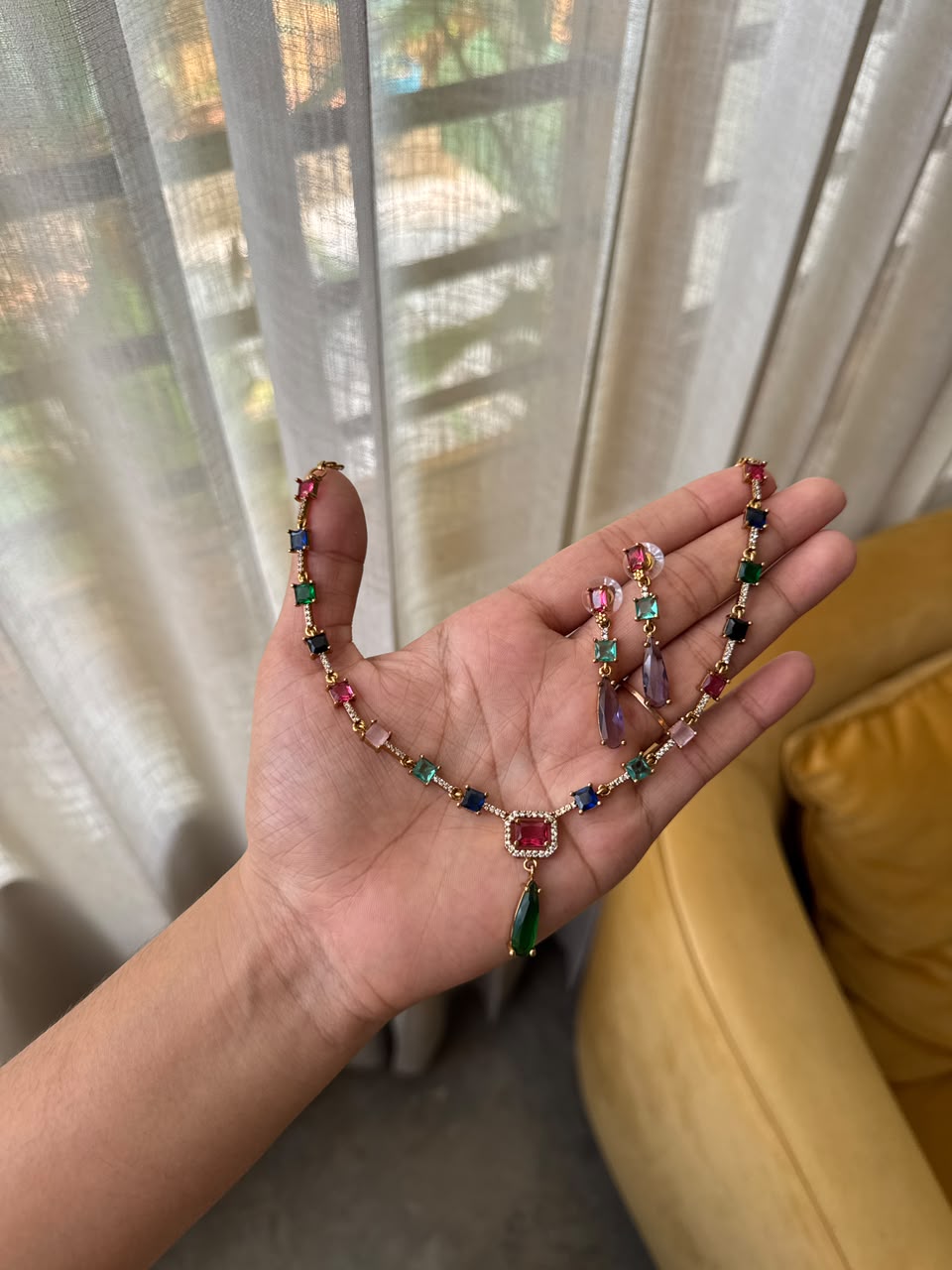 Royal AD drop necklace HN487