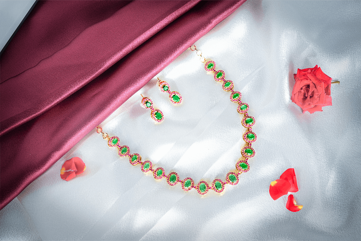 Sparkling Aura Necklace Set M37