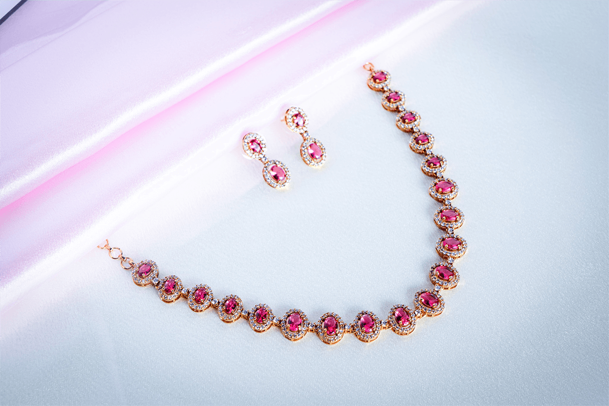 Sparkling Aura Necklace Set M37