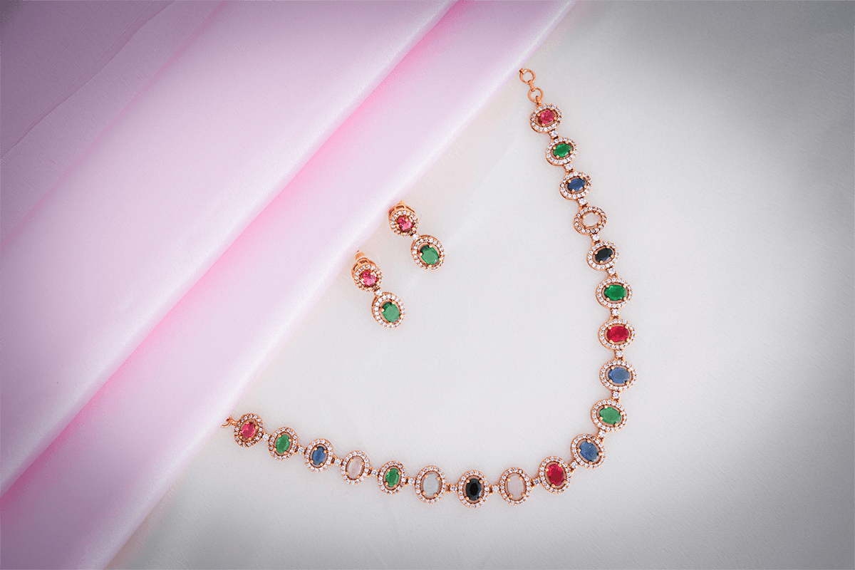 Sparkling Aura Necklace Set M37