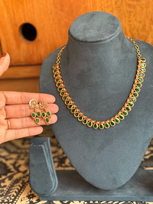 Royal Glow Necklace Set AN 116