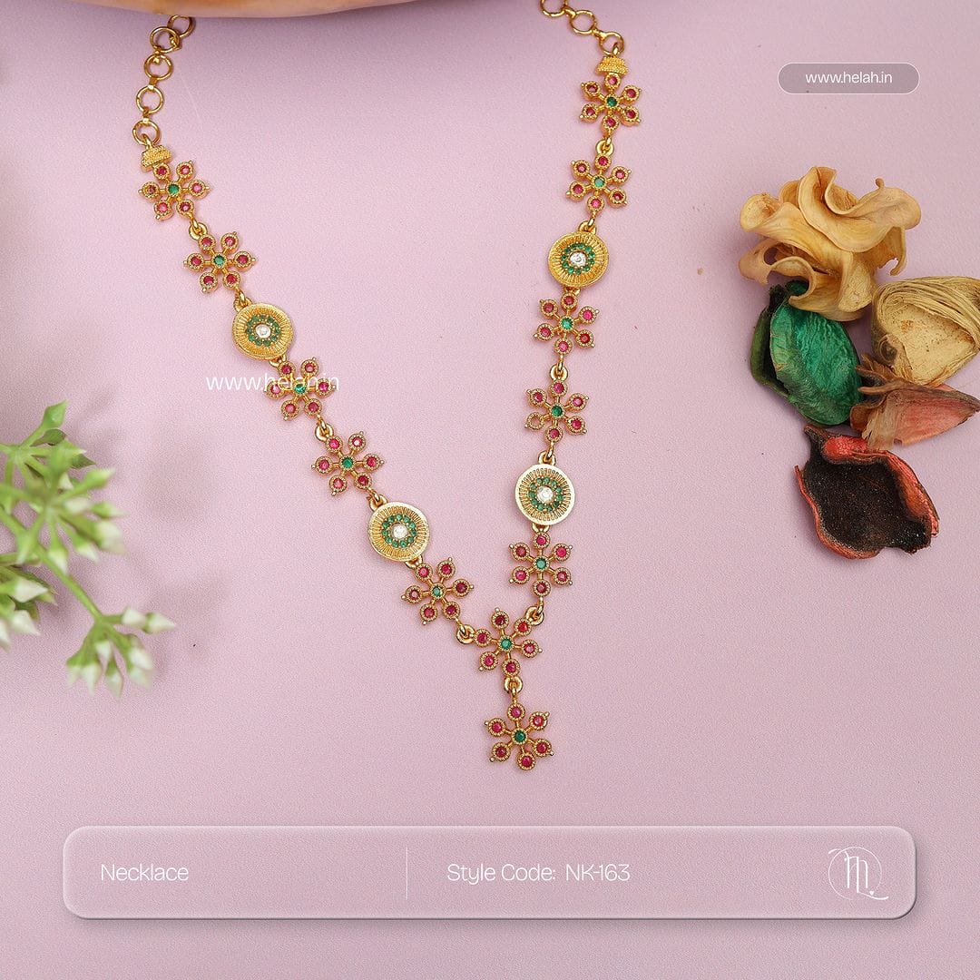 Flower Round Necklace NK163