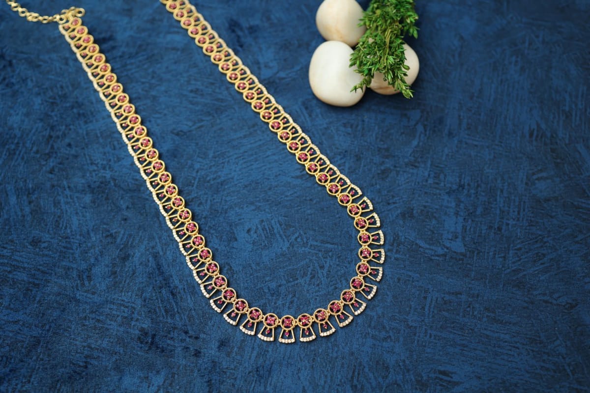 LONG HAARAM NK189