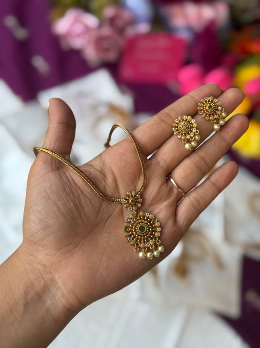 RUHANI ANTIQUE CHARM