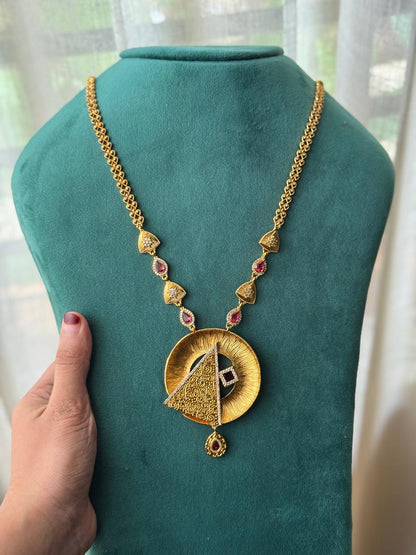 Triangle Antique Haaram -HH 100