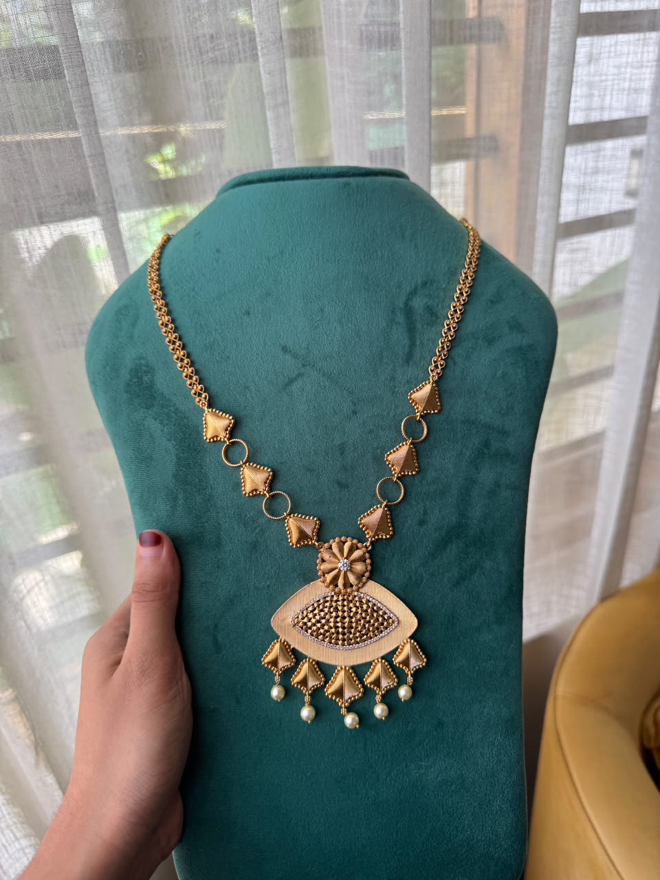 Eye Antique Haaram HN 56