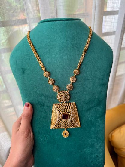 Royal Square Antique Haaram -HN49
