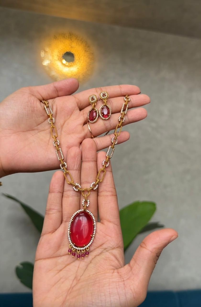 Emerald Grace Pendant Set  HN620