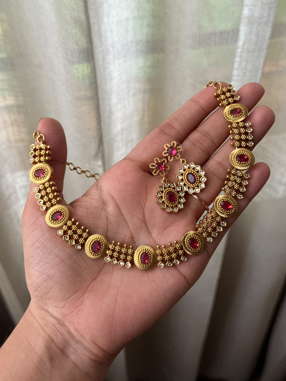 Oval peacock necklace HN164