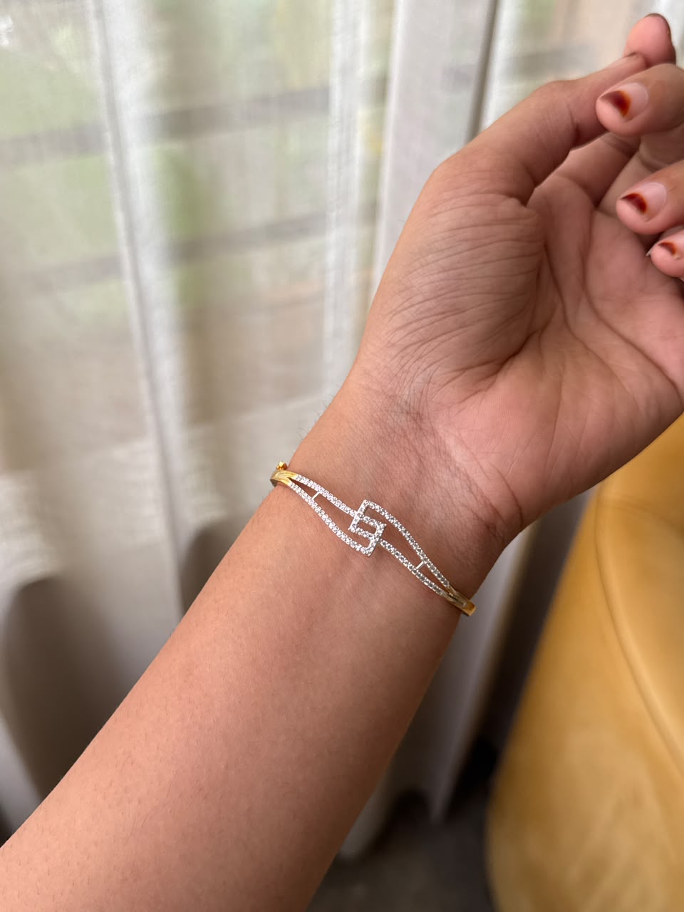 Zivelle Crystal Bangle HB 110