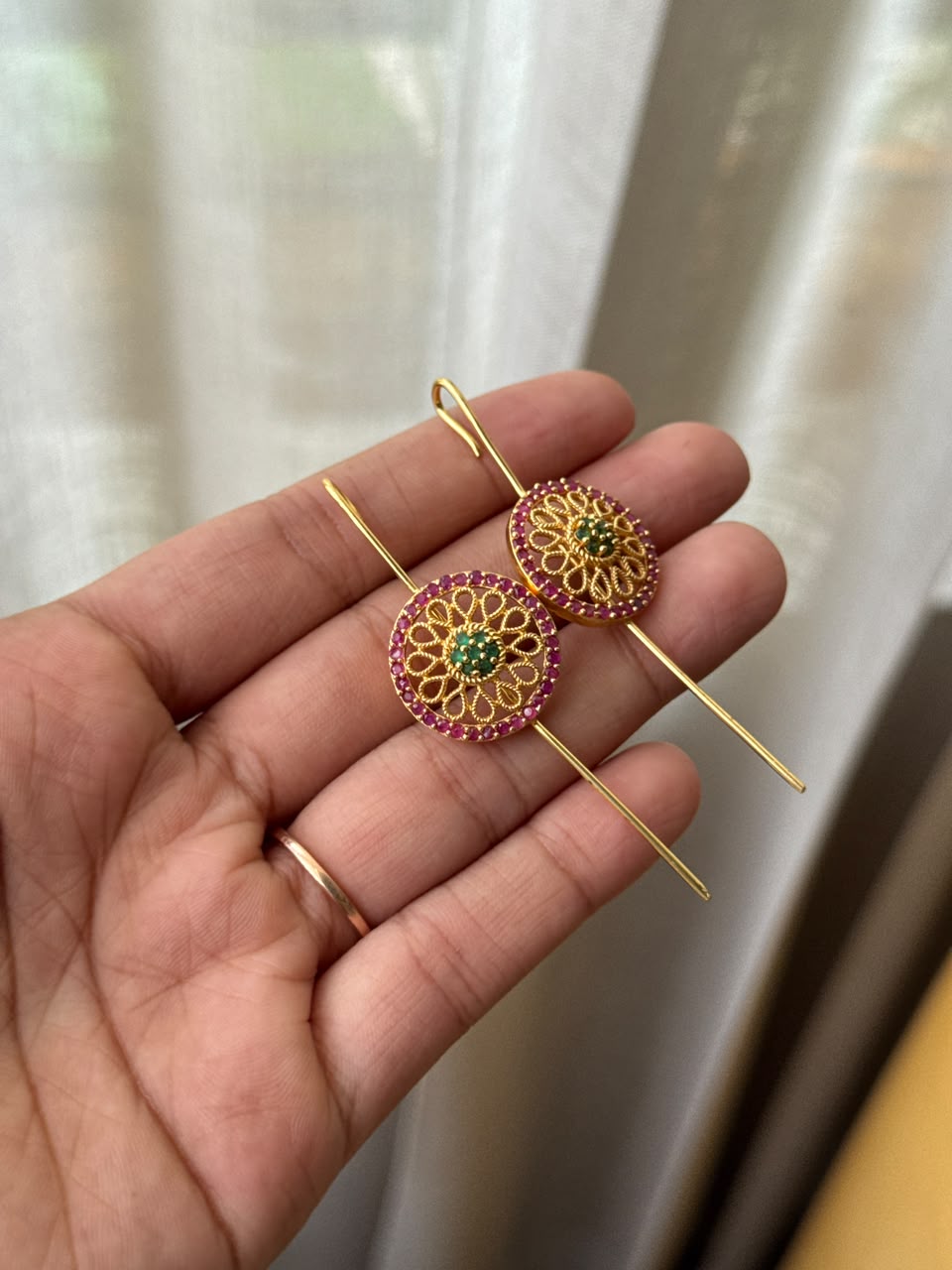 Net round earcuff HL1148