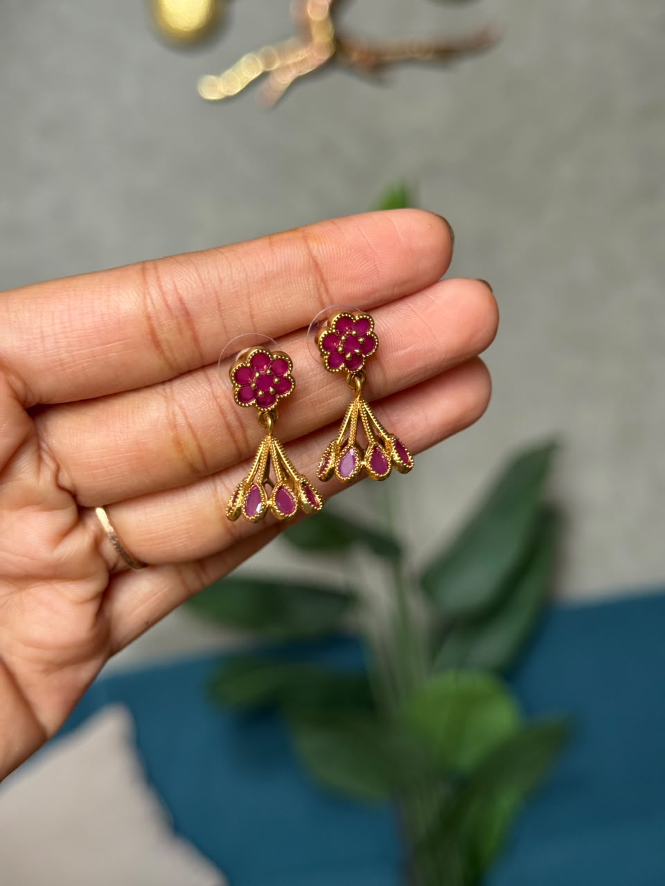 Flower Kutty Jhumka
