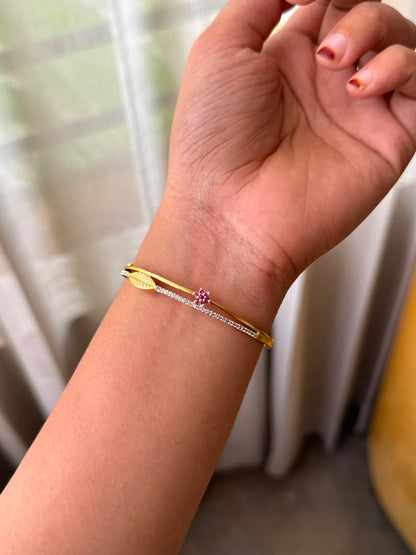 Floral leaf lock bangle HB107