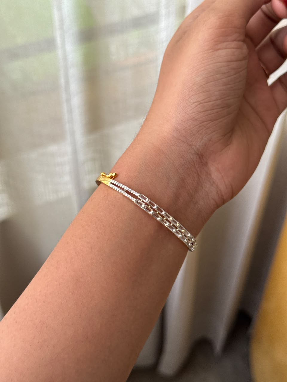 Block lock bangle HB108