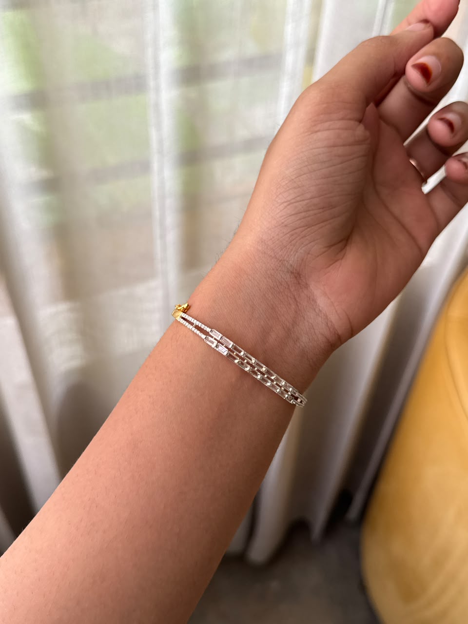 Block lock bangle HB108