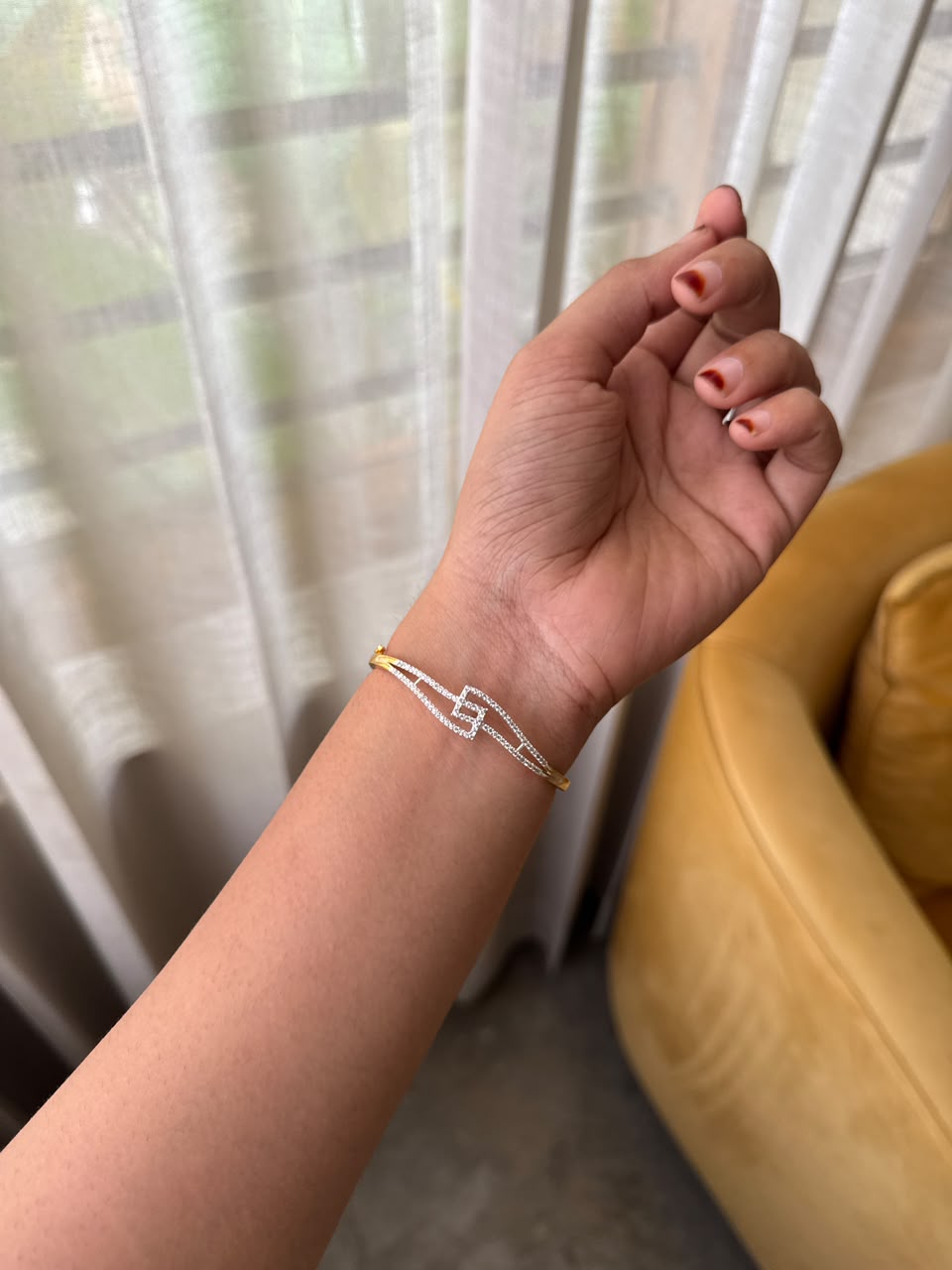 Cut diamond lock bangle HB110