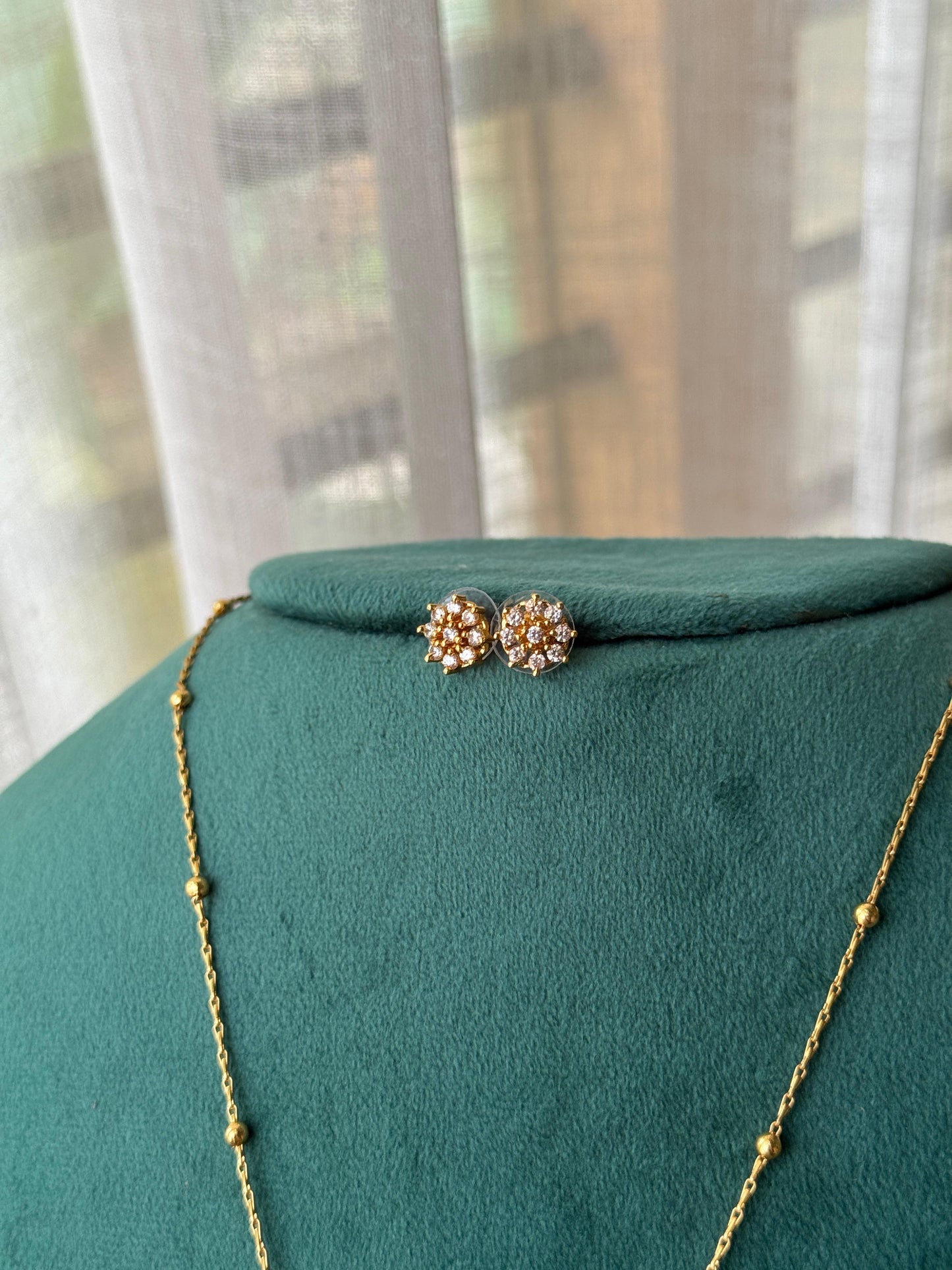Diamond small floral lock chain HL15