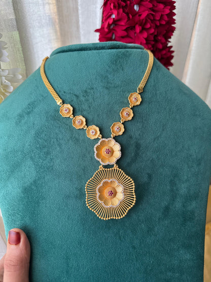 Gulnaar Floral Haaram HN124