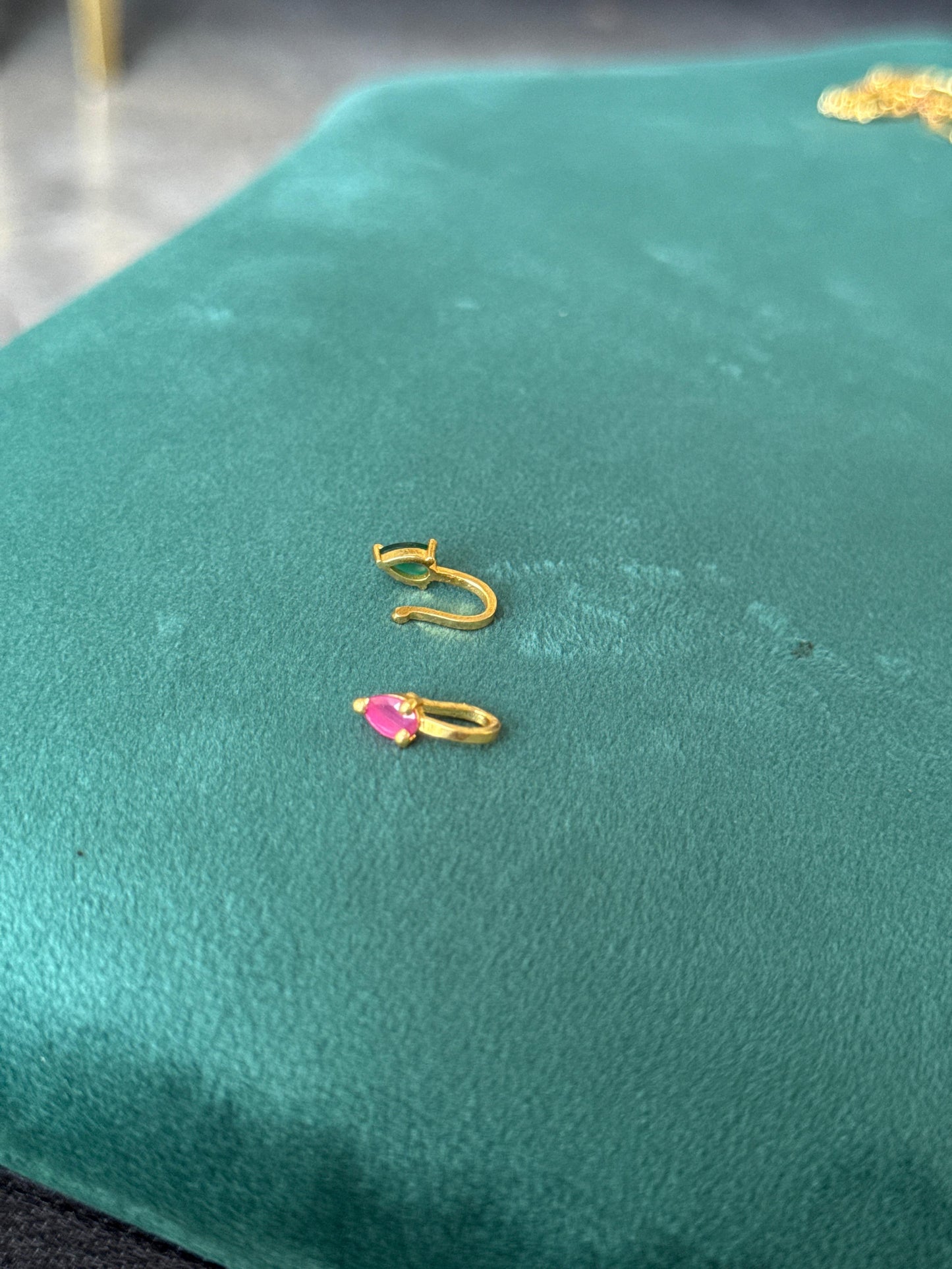 Gem Nose Pin HK-1168