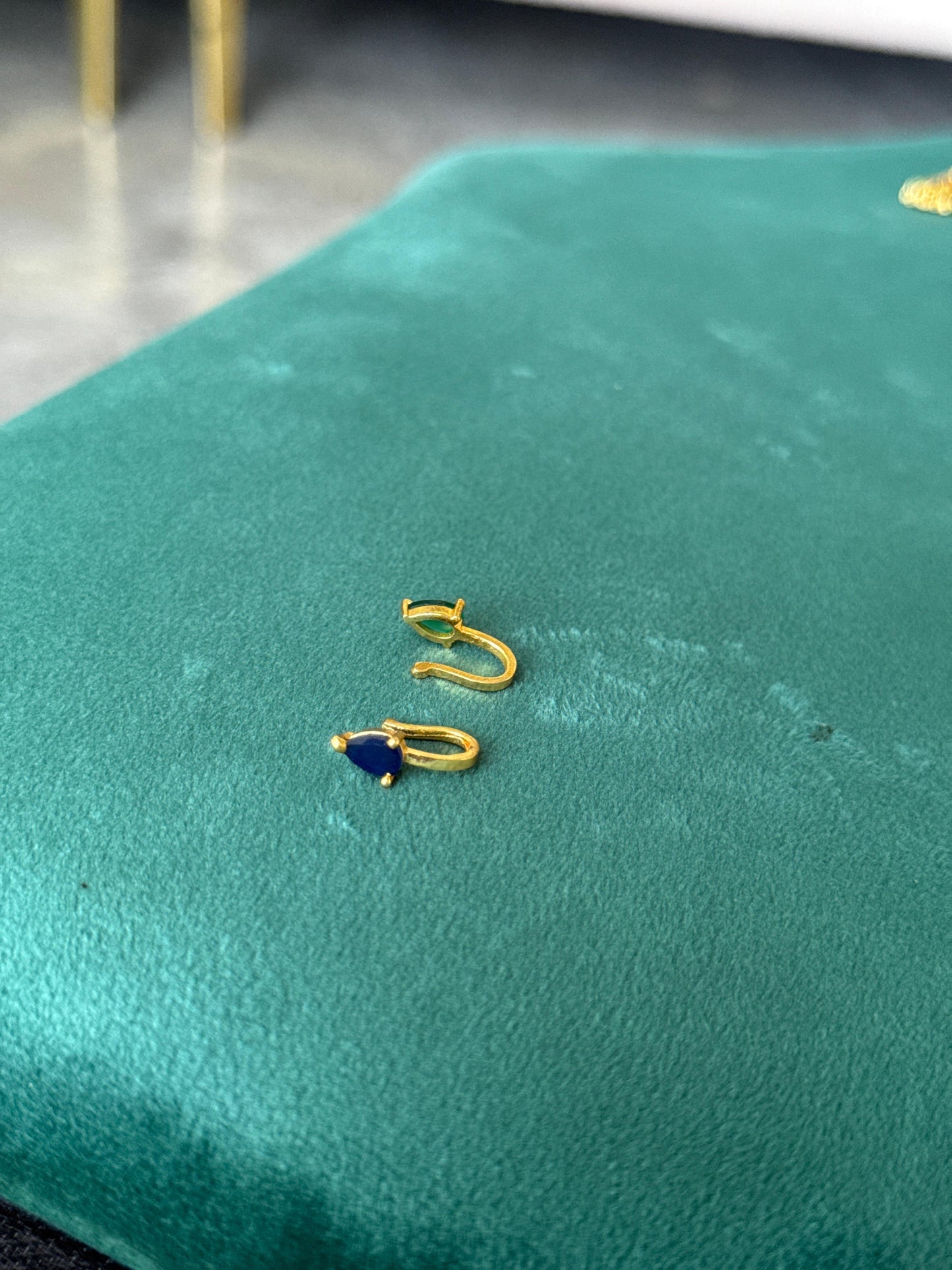 Gem Nose Pin HK-1168