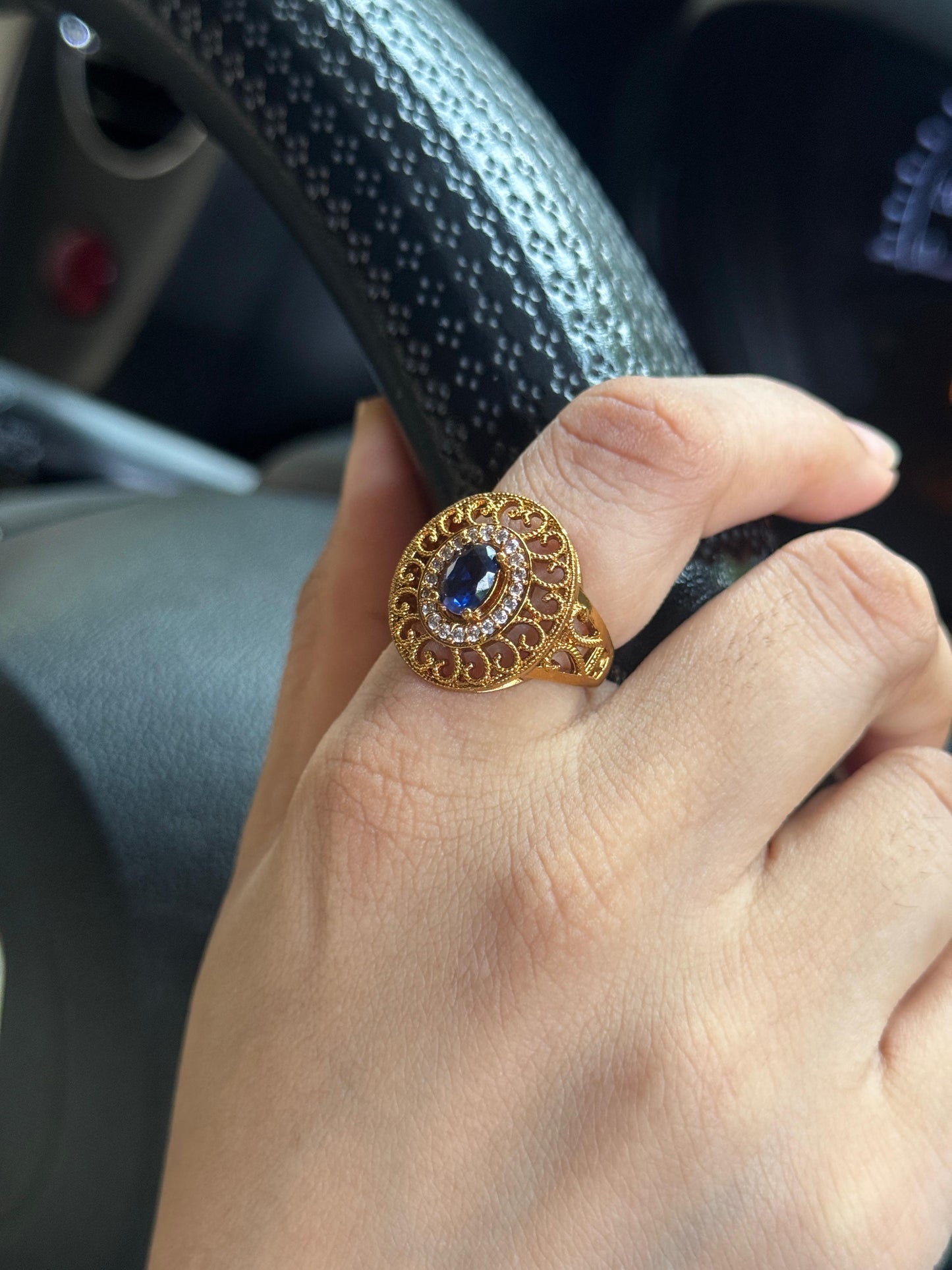 Zehra Emerald Filigree Ring HR107
