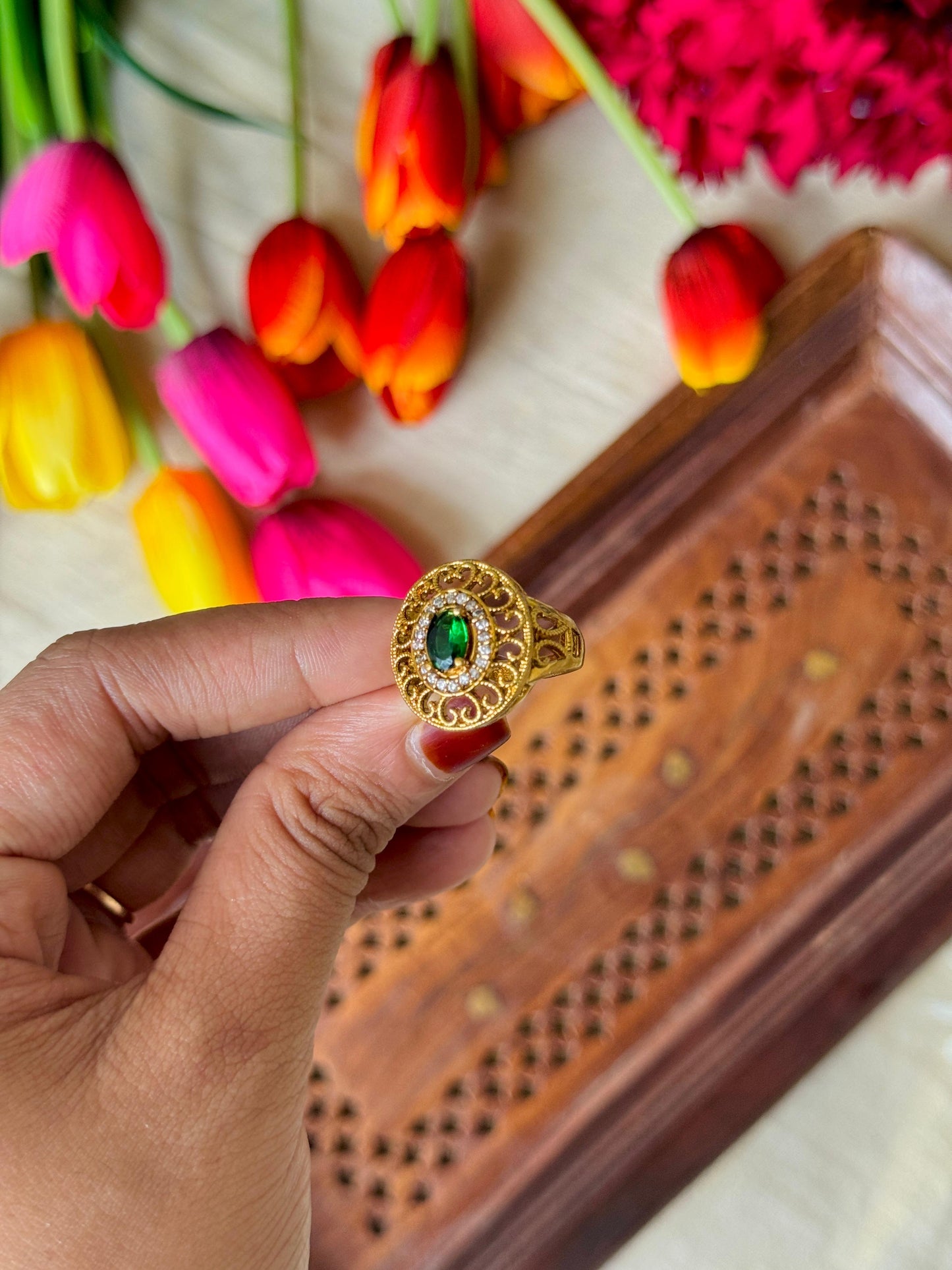 Zehra Emerald Filigree Ring HR107