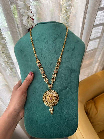 Filigree Pendant Necklace HH135