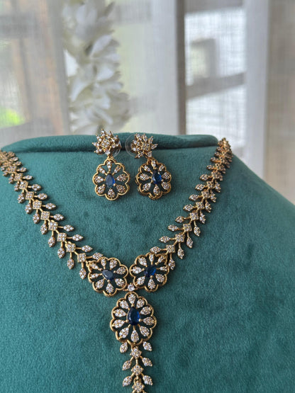 Luna Blossom Necklace HH138