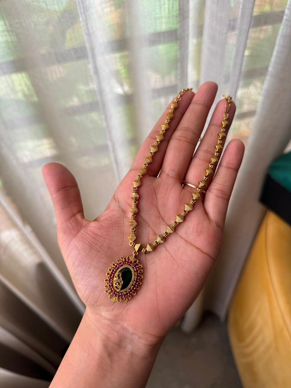 Classic Beaded Pendant Chain HH134