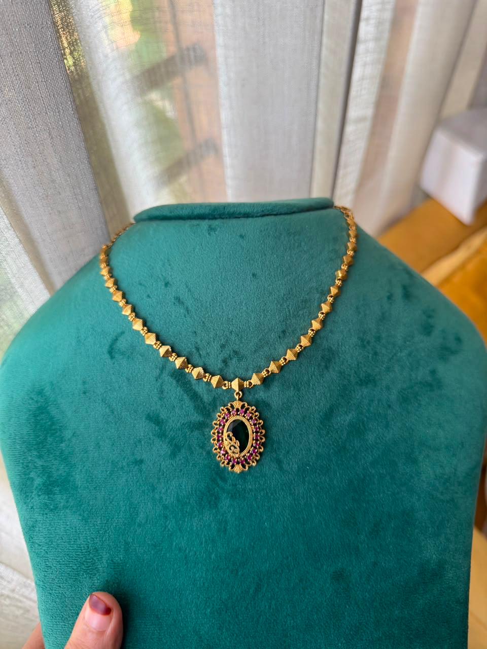 Classic Beaded Pendant Chain HH134
