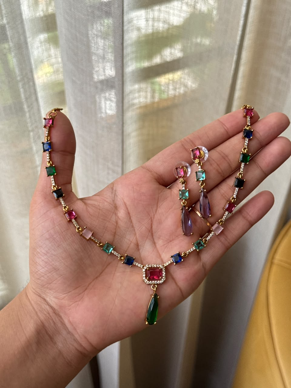Royal AD drop necklace  HN487