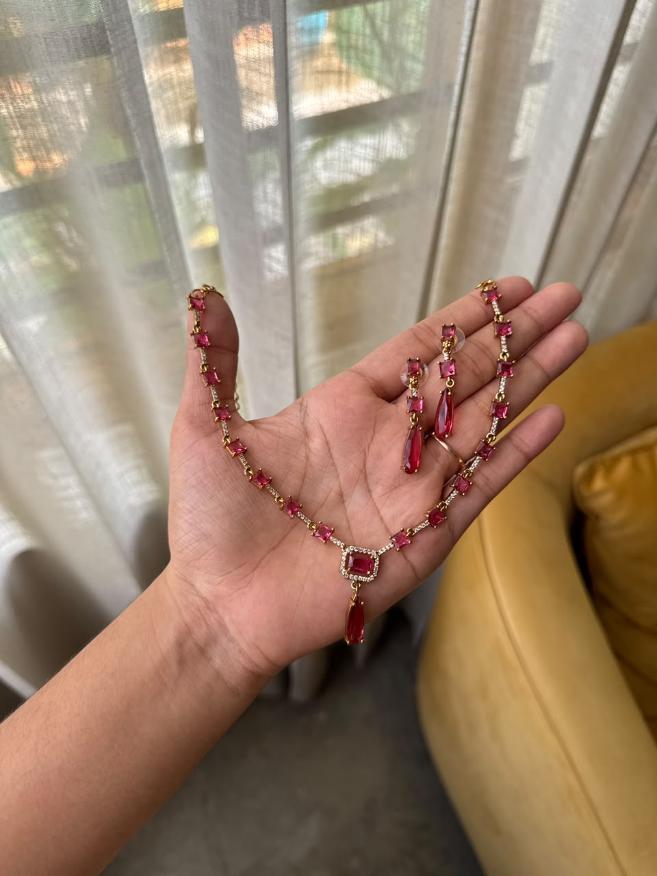 Royal AD drop necklace  HN487