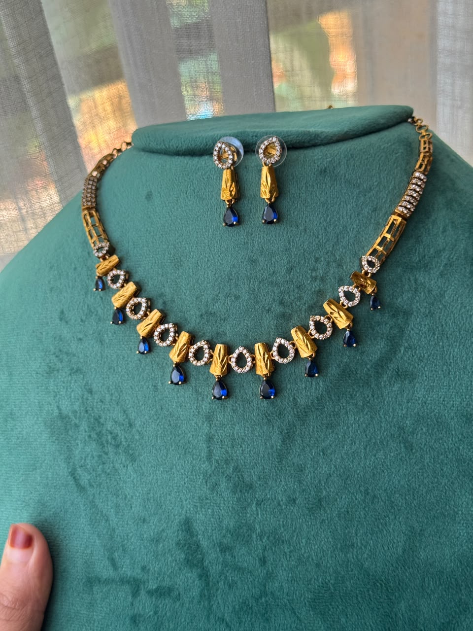 Rain drop antique necklace HH148