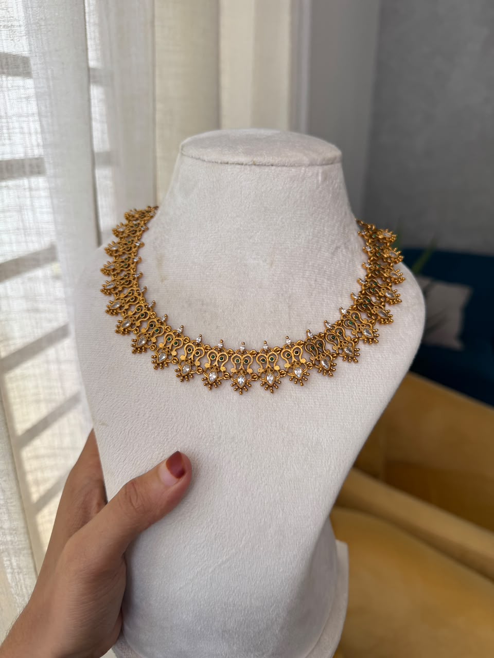Victoria antique necklace HH146