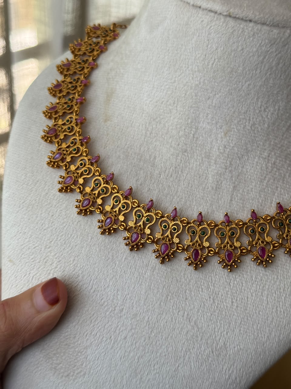 Victoria antique necklace HH146