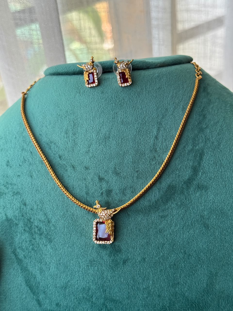 Bird locket necklace HH147
