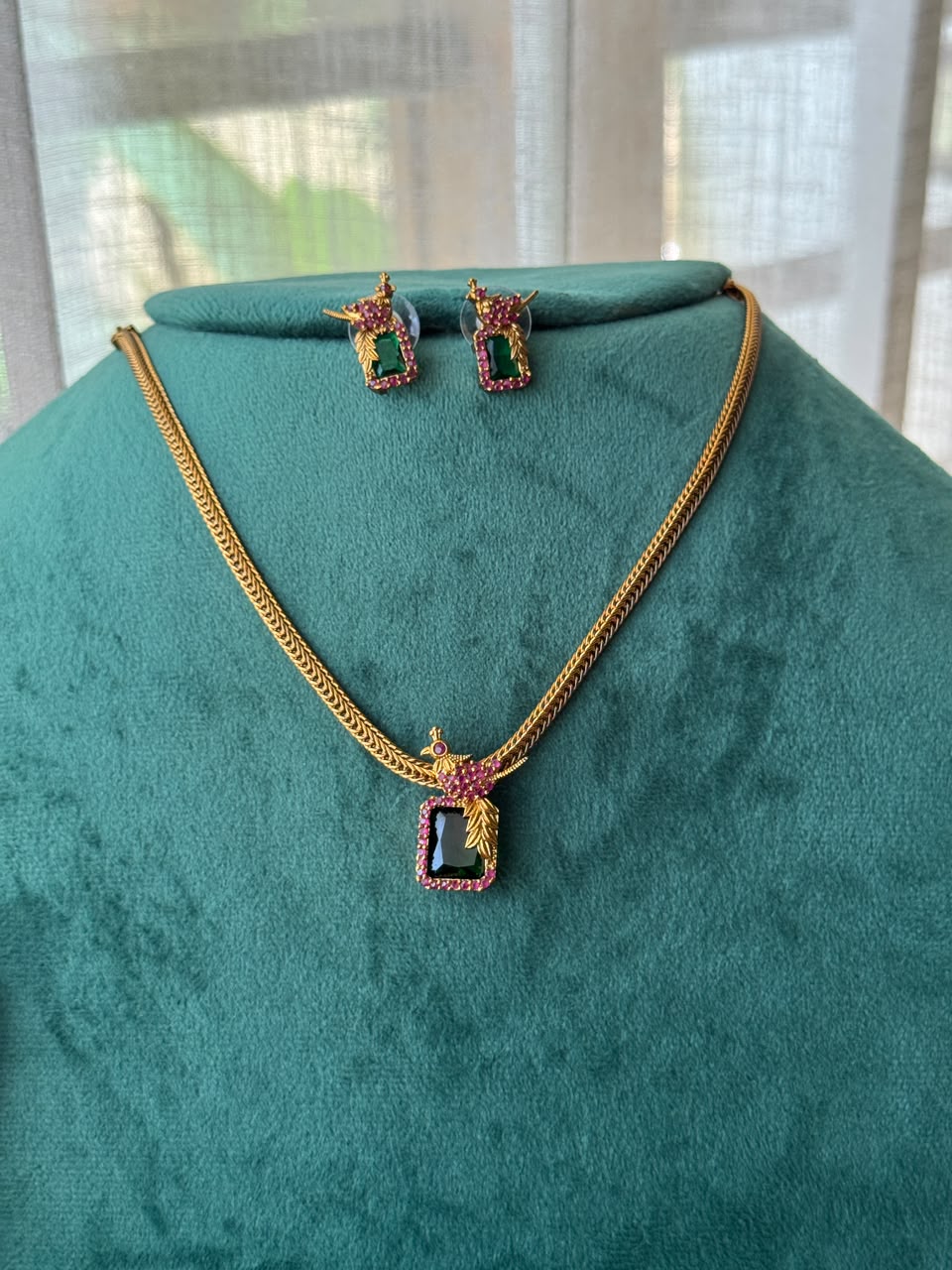 Bird locket necklace HH147