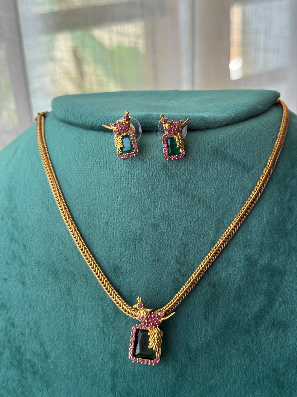 Bird locket necklace HH147