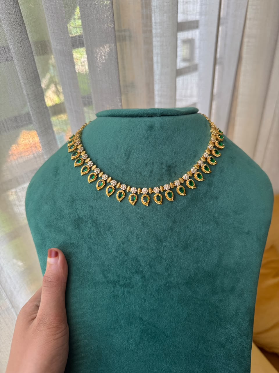 Mangoe Necklace Gold HH150