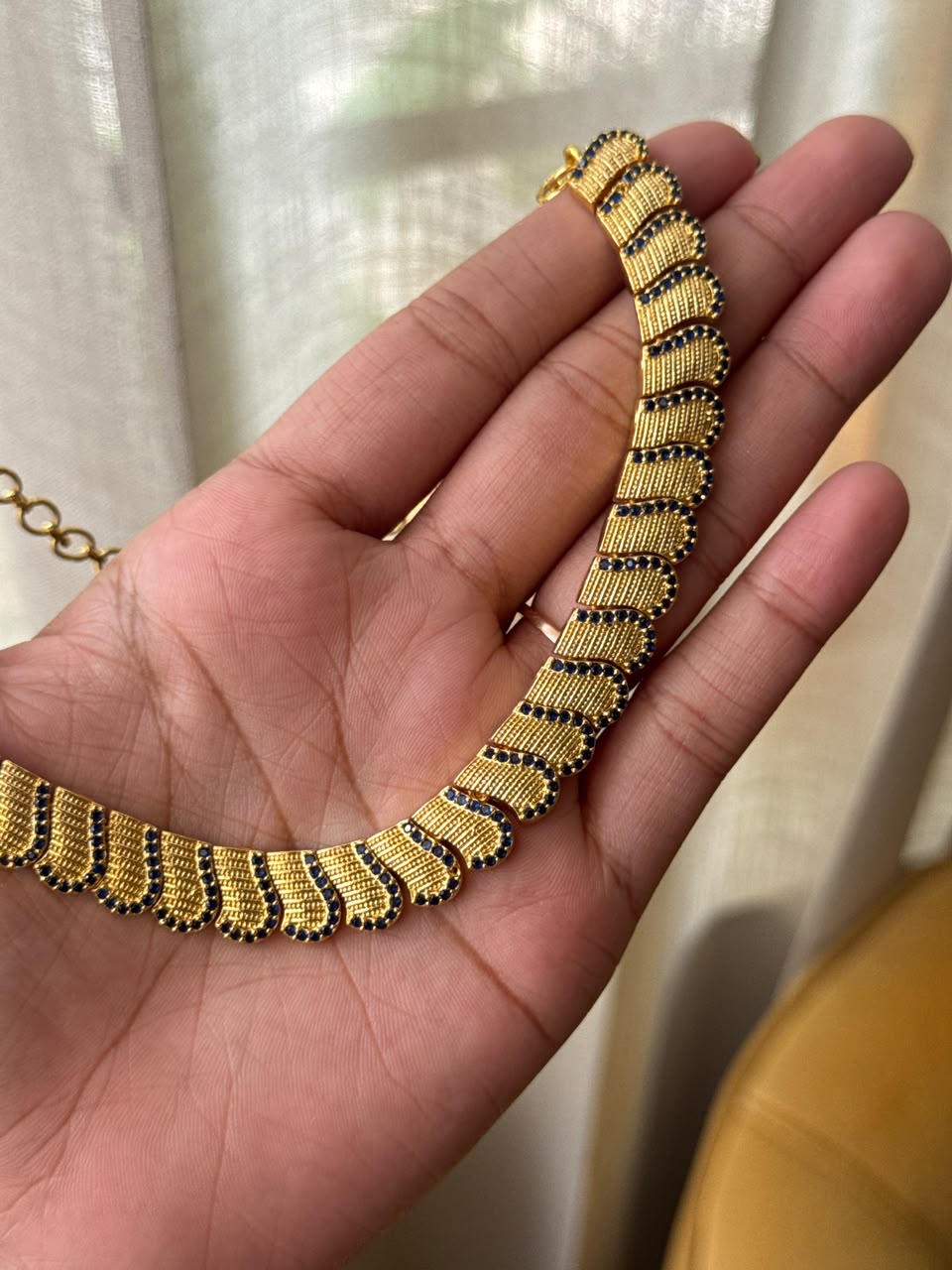 Classic Golden Wave Necklace HH156