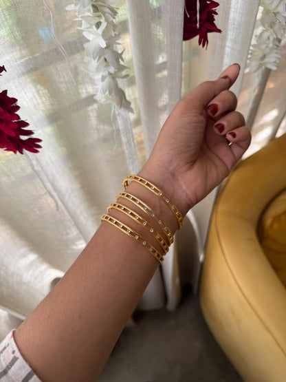 diamond replica gold plated bangle HB115