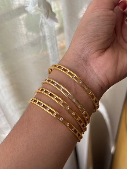 diamond replica gold plated bangle HB115