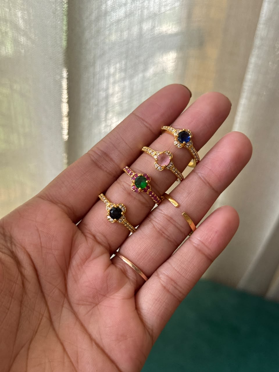 Clover Stone Ring HR109