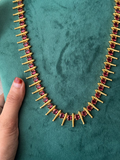 Elegant Spike (Yellow Gold-Plated )Necklace HH166