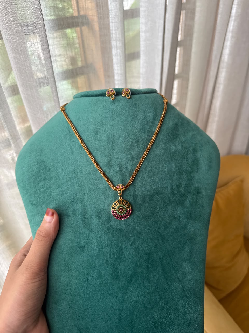 Royal Circle Pendant Set HH171