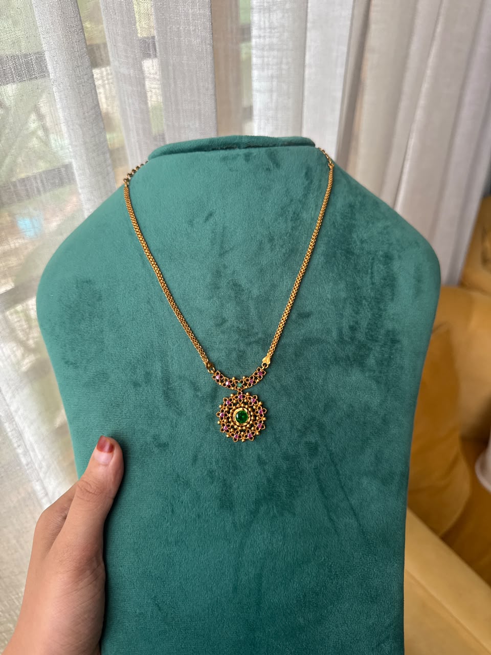 Floral Medallion Necklace HH173