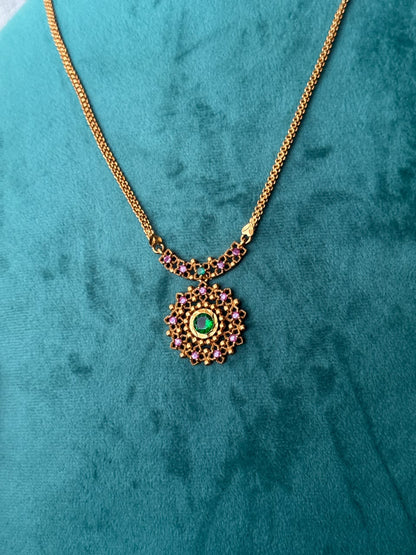 Floral Medallion Necklace HH173
